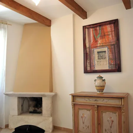 Nocleg ze śniadaniem L' Antico Borgo